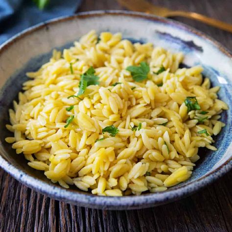 Learn how to cook orzo with my easy tutorial. You can use orzo in so many different recipes, such as soups and salads. Trust me, this recipe is versatile and super easy to make! Orzo is one of my favorite pastas. Because of its unique shape, it has many uses. My chicken orzo soup is... Read More The post How To Cook Orzo (2 Ways) appeared first on Unicorns in the Kitchen. Cook Orzo In Chicken Broth, Greek Orzo Rice, Orzo In Chicken Broth, Orzo Cooked In Chicken Broth, Orzo With Chicken Broth, Cooking Orzo In Chicken Broth, Orzo Cooking Instructions, How To Cook Orzo Pasta, Orzo Recipes Chicken