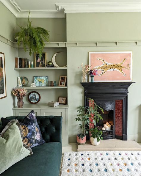 We love how @ohmyedwardian has created depth and character in her living room with a mix of calming shades and tones 🤍 Flat Aesthetic, Sage Green Living Room, Wimborne White, Green Living Room, Contrasting Textures, Room Visualizer, Multi Rug, Cream Base, Modern Moroccan