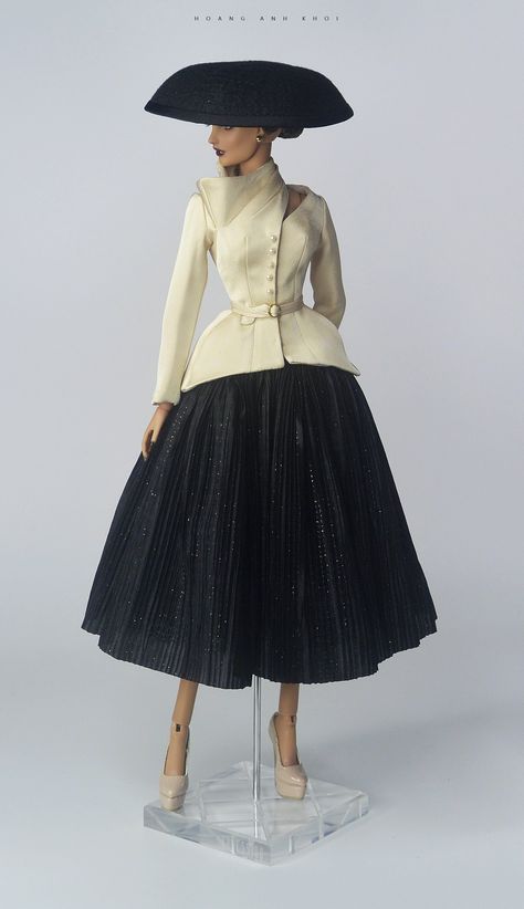 Dior Skirt Suit, Dior Bar Suit, 1920s Couture, Dior Archive, Dior Bar, Dior Museum, High Tea Outfit, Classic Dior, Couture Dior