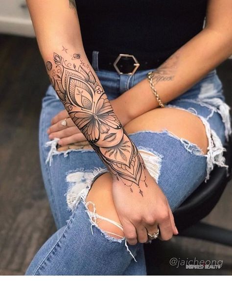 13 Forearm tattoo women - Inspired Beauty Side Hand Tattoos, Mandala Hand Tattoos, Henna Inspired Tattoos, Small Forearm Tattoos, Tattoo Henna, Forearm Sleeve Tattoos, Inspiration Tattoos, Forearm Tattoo Women, Hand Tattoos For Women