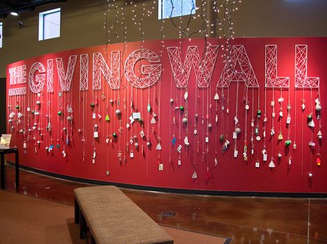 VisualSpicer.com | The Giving Wall - 3D Wall Art | Personal Work Community Christmas Decorations, Christmas Stage Design, Installation Interactive, Church Lobby, Photowall Ideas, Church Christmas Decorations, Corporate Events Decoration, Christmas Stage, Corporate Event Design