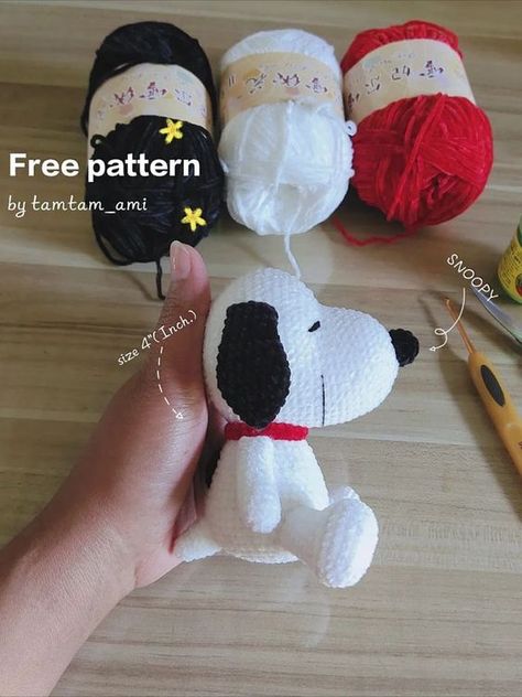 Snoopy The Dog, Batman Amigurumi, Hello Kitty Amigurumi, Disney Crochet Patterns, Crochet Toys Free Patterns, Snoopy Dog, Crochet Dog Patterns, Dog Patterns, Crochet Toys Free