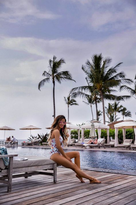 fashion blogger mia mia mine at the four seasons resort hualalai on the big island hawaii Pool Selfie, Pool Poses, Pool Photography, Hawaii Travel Guide, Four Seasons Resort, Siargao, Beach Photography Poses, Big Island Hawaii, The Big Island