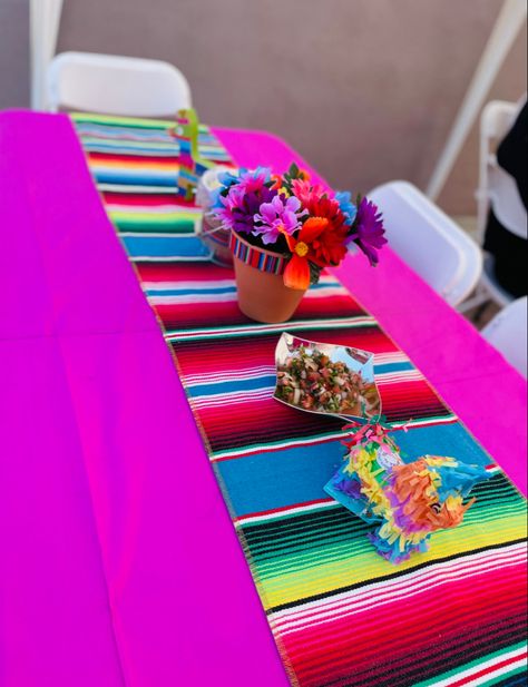 Mexican Party Flower Centerpieces, Fiesta Theme Party Centerpieces Diy, Mexican Graduation Centerpieces, Canticos Birthday Party Centerpieces, Mexican Flower Centerpieces, Loteria Centerpiece Ideas, Fiesta Theme Centerpieces, Mexican Party Centerpiece Ideas, Fiesta Centerpieces Mexican