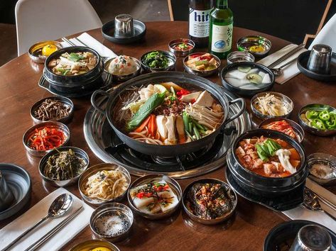 Food Los Angeles, Korean Bbq Restaurant, Korean Restaurant, Bbq Restaurant, City Lifestyle, Best Bbq, Korean Bbq, Culver City, North Korean