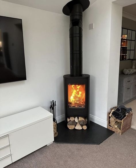 Log Burner In Corner, Corner Log Burner Living Rooms, Woodburner In Corner Of Room, Lounge With Corner Log Burner, Gas Stove Fireplace Freestanding Corner, Corner Log Burner, Corner Stove, Log Burner Living Room, Cottage Woods