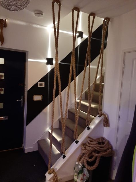 Rope Stairs, White Cottage Interiors, Rope Railing, Wood Lamp Design, Diy Baby Furniture, Diy Storage Furniture, Folding Furniture, Home Stairs Design, Grill Design