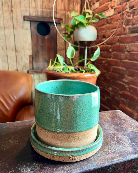 Handmade ceramic planter. Created by Mo Pottery Co. Pottery Flower Pots, Clay Planter, Clay Classes, Handmade Ceramic Planters, Pottery Inspo, Kids Clay, Mulberry Street, Clay Planters, Pottery Classes