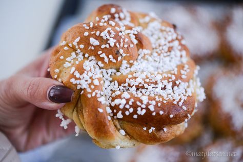 Swedish Baking, Hamburger Bun, Baking Recipes, Cake Recipes, Biscuits, Muffins, Bread, Dessert, Snacks