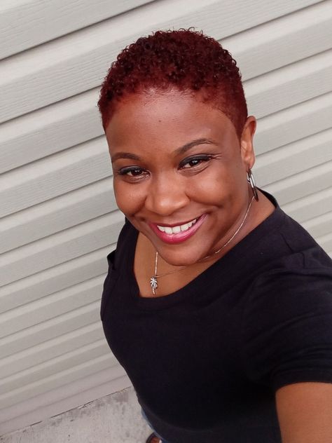 Burgundy Twa Natural Hair, Burgundy Twa, Burgundy Short Hair, Hairstyle With Color, Short Hair Fade, Twa Natural Hair, Bald Beauty, Fade Hair, Natural Hair Goals