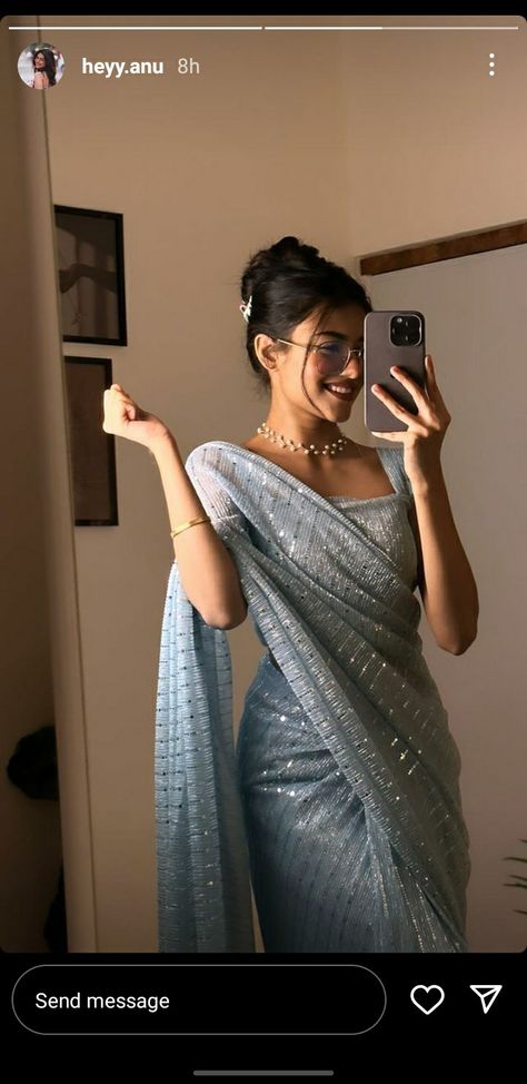 Saree Styles For Farewell, Saree Wearing Styles, Simple Saree Designs, Fashionable Saree Blouse Designs, Fancy Sarees Party Wear, Traditional Indian Dress, Desi Fashion Casual, Bollywood Outfits, Simple Sarees