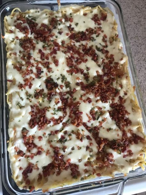 "My husband and I could barely... - Top slow cookers recipes Cream Cheese Baked Spaghetti, Cheese Baked Spaghetti, Vegetarian Bacon, Spaghetti Ingredients, Baked Spaghetti Recipe, Bacon Soup, Spaghetti Casserole, Cheese Spaghetti, Cheese Baked