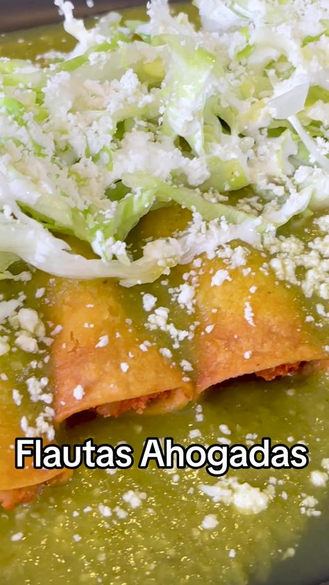 Flautas Ahogadas, Food Reset, Flautas Recipe, Green Salsa Recipe, Rolled Tacos, Chicken Flautas, Verde Chicken, Tacos Dorados, Recipe Tiktok