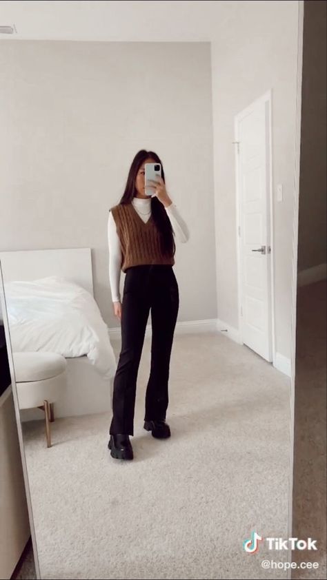 Look Legging, Casual College Outfits, Winter Fashion Outfits Casual, Business Casual Outfits For Work, Casual Day Outfits, Stylish Work Outfits, Causual Outfits, Casual Work Outfits, Fashion Mistakes