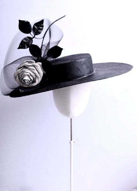 Justine Bradley-Hill Rose Boater in Black Tweed Boater hat with rose detail Purchase Worn by Zara Phillips on:9 April 2022 - Aintree Festival 2022 Zara Phillips, Luxury Hats, Festival 2022, Boater Hat, Rosé Details, Gothic Accessories, Black Tweed, Black Flower, No More