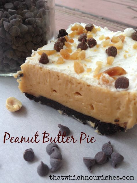 Peanut Butter Pie for a crowd Pie For A Crowd, Work Recipes, Cheesy Mac And Cheese, Dessert Pie, Crock Pot Desserts, Dessert Simple, Peanut Butter Desserts, Best Peanut Butter, Chocolate Sandwich