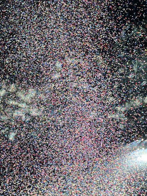 confetti! Confetti Wallpaper, Taylor Swif, Star Confetti, Taylor Swift Eras Tour, Taylor Swift Eras, Taylor Swift Concert, Taylor Swift Wallpaper, Eras Tour, Confetti