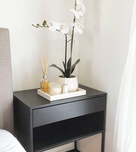 Black Bedside Table Decor, Bedroom Side Table Black, Master Bedrooms Decor Black Headboard, Black Ikea Nightstand, Black Nightstand Decor Ideas, Vikhammer Nightstand Styling, Black Night Stand Decor, Black Nightstand Aesthetic, Beige And Black Bedroom Ideas Modern