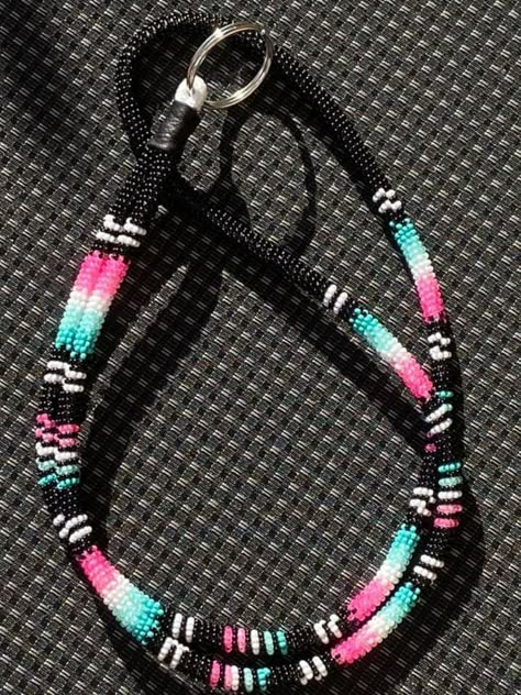 Beading Lanyards, Indigenous Beaded Necklace, Native Beaded Lanyard, Native American Beaded Lanyards, Seed Bead Necklace Tutorials, Beaded Lanyard Patterns, Beaded Lanyards Native American, Beaded Lanyard, Beaded Keychains Patterns