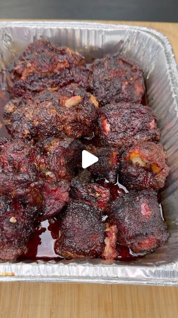 142K views · 12K likes | Miguel Raya| Food, bbq, recipes on Instagram: "Smoked oxtails are amazing" Smoked Oxtails, Pork Burnt Ends, Brisket Seasoning, Brisket Burnt Ends, Teriyaki Pork, Food Bbq, Oxtail Recipes, Honey Chipotle, Burnt Ends