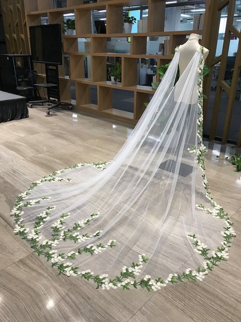 Veil Cape, Wedding Cape Veil, Custom Veil, Wedding Bridal Veils, Wedding Cape, Bridal Cape, Lace Flower, Wedding Veils, Wedding Veil