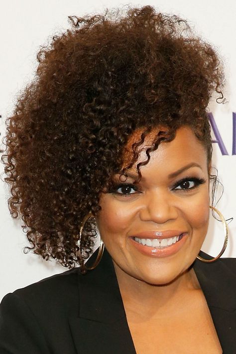 Shirley Bennett, Natural Hair Twa, Natural Hair Men, Nicole Brown, Yvette Nicole Brown, Transitioning Hairstyles, Natural Hairstyles For Kids, Short Braids, Natural Hair Updo