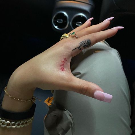 Narwal Tattoo, Finger Tattoo For Women, Pretty Hand Tattoos, Tattoos For Black Skin, Red Ink Tattoos, Hand Tattoos For Women, Pretty Tattoos For Women, Dope Tattoos For Women, Red Tattoos