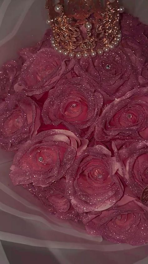 Pink Glitter Flowers, Glitter Roses Bouquet, Pink Glitter Roses, Rhinestone Aesthetic, Pink Roses Aesthetic, Worst Baby Names, Roses Bouquet Gift, Pretty Flowers Pictures, Vast Landscape