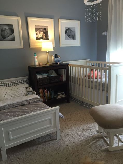 neutral bedroom for toddler boy Cool Boys Bedroom Ideas, Boy And Girl Shared Room, Toddler And Baby Room, Cool Bedrooms For Boys, Kids Shared Bedroom, Shared Kids Room, Parents Room, Toddler Girl Room, Toddler Boys Room