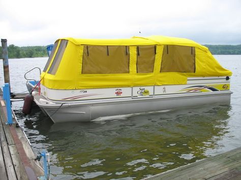 Pontoon Boat & Deck Boat Forum • View topic - Full enclosures ... Pontoon Boat Decor, Pontoon Makeover, Pontoon Remodel, Houseboat Remodel, Pontoon Boat Parts, Pontoon Boat Ideas, Boat Driving, Pontoon Ideas, Fishing Pontoon Boats