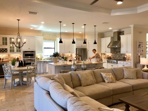 Open Kitchen And Living Room With Island, Family Home Living Room, Great Room Design, Large Living Room Layout, Open Living Room Design, Open Concept Kitchen Living Room, Open Kitchen And Living Room, Family Living Room, Decor Ideas Bedroom