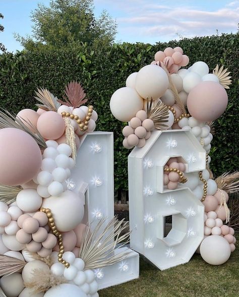 Pink Sixteen Party, Sweet 16 Decorations Backdrop, Sweet 16 Party Ideas Neutral Colors, Sweet Sixteen Color Theme, Pink Boho Sweet 16, Pink Birthday Party Sweet 16, Pink Sweet 16 Balloons, Sweet 16 Color Schemes Pink, Sweet 16 Party Ideas Pastel Colors