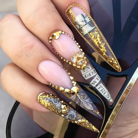 Money Nails Crazy Idea For Really Daring Ladies #longnails #stilettonails #moneynails #glitternails #rhinestonesnails ★ Classy luxury nails ideas for the real princess who values fashion above all! ★ See more: https://glaminati.com/luxury-nails-design-ideas/ #glaminati #lifestyle #nails #luxurynails #nailstyle #nailart #naildesigns Money Nails, Designer Nails, Stiletto Nail Art, Crazy Nails, Great Nails, Nail Swag, Trendy Nail Design, Glam Nails, Uñas Acrilicas