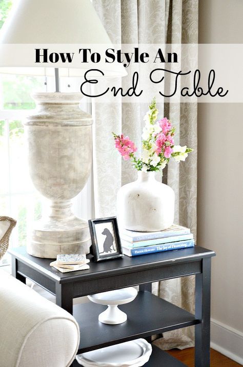 Living Room End Table Decor, Decorating End Tables, Side Table Decor Living Room, Film Decor, Accent Table Decor, Diy Side Table, Wood Table Design, Table Decorating, Side Table Decor