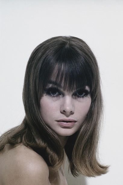 Jean Shrimpton, Long Hair, Getty Images, Bangs, A Woman, Wall, Hair, White