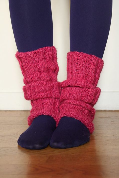 Knitted Leg Warmers, Knit Leg Warmers, Leg Warmer, Crochet Easy, Knitted Socks, Knitted Wit, Boot Cuffs, Yarn Projects, Knitting And Crocheting