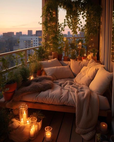 Balcony Apartment Decor, Decoration Ideas Apartment, Balcony Decoration Ideas, Balcon Mic, Balcony Apartment, Balcony Gardens, Balkon Decor, Balcony Decoration, Modern Balcony