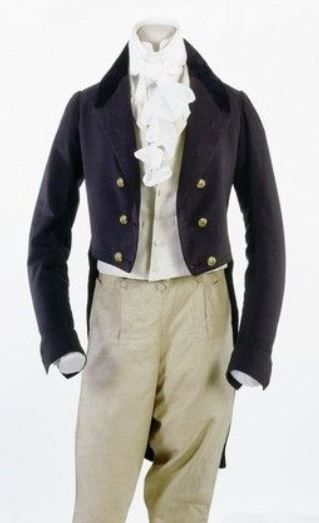 c. 1810-1820 French Gentleman's Suit. Coat made of green wool, quilted chest panels, deep armseyes, paler green lining.  The lapels are made with sharp M notches.  The back is a narrow kite-shape.  The pocket flaps are decorative. The coat is heavily patched and repaired.  The fall-front breeches are of soft white leather (c.1800-1810) with bone buttons, the lower legs with extenders for wearing inside boots.  The waistcoat is made of striped 1780's velvet (c.1800).  Kerry Taylor Auctions, UK. Regency Mens Fashion, Mens Dress Coat, 19th Century Men, Tail Coat, Dark Blue Velvet, Regency Era Fashion, 1800s Fashion, Regency Fashion, Velvet Collar