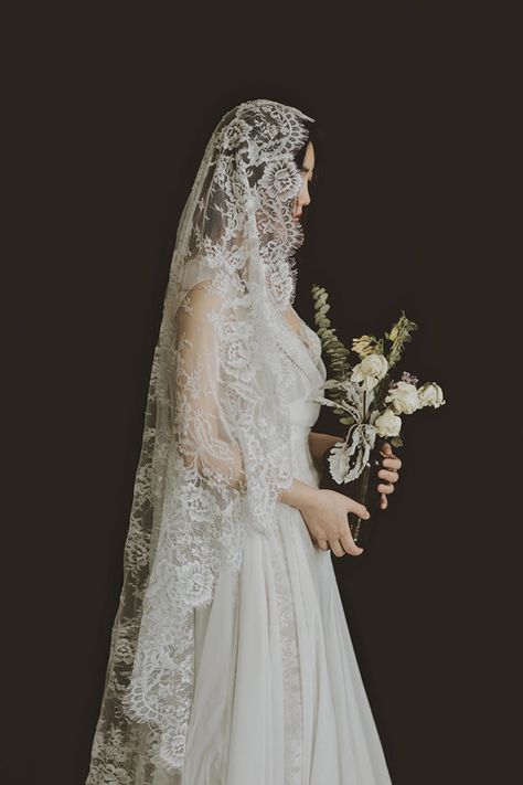 Vintage veils bridal