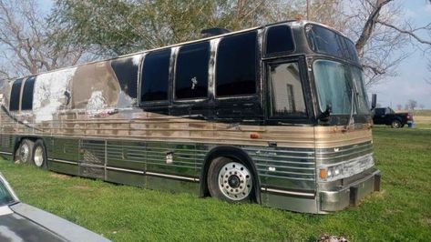 1987 Country Coach in Austin, TX Vintage Motorhome For Sale, Prevost Bus, Vintage Motorhome, Detroit Diesel, Bus Coach, New Tyres, Entertainment System, Vintage Coach, Exterior Colors