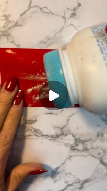 Cricut Tutorials for Beginners | Crafting Content on Instagram: "When you don’t know where to start weeding your vinyl this is a great hack🙌🏽 Did you know about this?
Follow us for more🩷
.
.
.
Video by @klan.mxoficial 
#cricut #sublimation #cricutmade #cricutcrafts #cricutexploreair2 #cricutcreations #cricutexplore #cricutproject #cricutprojects #cricutdesignspace #crafts #tshirts #craft #personalizedgifts #craftymom #hoodies #tshirtdesign #printshop #customshirts #tshirtprinting #printing #personalized #weeding" Cricut Explore Air 2, Crafty Moms, Cricut Tutorials, Cricut Creations, Don T Know, Weeding, Cricut Crafts, Cricut Projects, Cricut Design