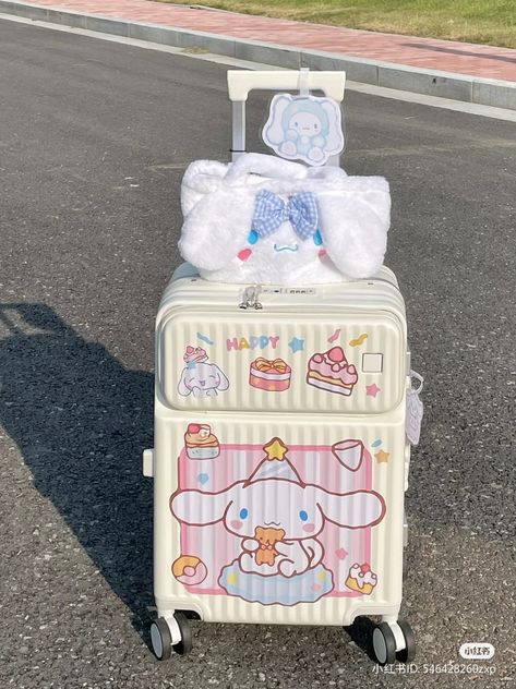 Koper Traveling Aesthetic, Cracked Wallpaper, Cute Suitcases, Cute Luggage, Rabbit Soft Toy, Adorable Homes Game, Kawaii Cooking, Cute Bedroom Ideas, Hello Kitty Iphone Wallpaper