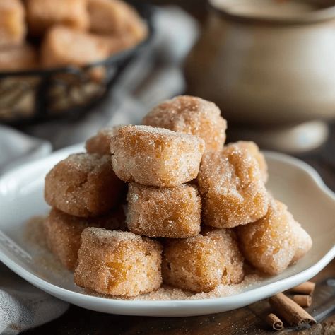 Refrigerator Biscuits Recipes, Cinnamon Sugar Biscuit Bites, Cinnamon Sugar Bites, Cinnamon Bites, Biscuit Bites, Quick And Easy Sweet Treats, Cinnamon Biscuits, Sugar Biscuits, Sweet Breakfast Treats