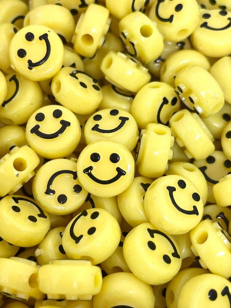 ♥ Cute bright yellow smiley face beads. Perfect as spacer or accent beads to add a bit of fun to your DIY jewelry. ♥ Made from acrylic. ♥ Dimensions: 10mm Bright Yellow Aesthetic, Yellow Kidcore, Smiley Face Beads, Smile Illustration, Yellow Core, Yellow Things, Happy Smiley Face, Cute Smiley Face, Yellow Smiley Face