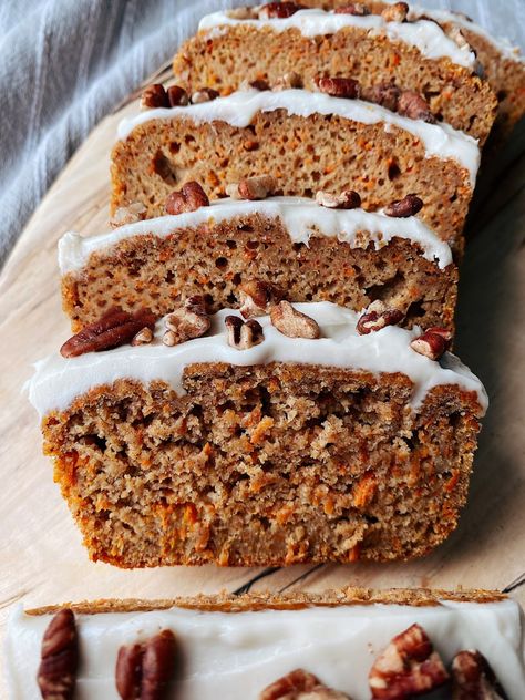 Small-batch Carrot Cake Loaf - Mini Batch Baker Small Loaf Cakes, Small Carrot Cake, Carrot Cake Recipe From Scratch, Banana Carrot Bread, Carrot Cake Recipes, Easy Breads, Cake Cravings, Mini Bread Loaves, Mini Loaf Cakes