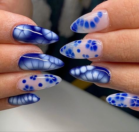 Bloom Gel Nail Art, Blue Blooming Gel Nails, Funky Blue Nails, Blooming Nails Gel, Alaska Nails, Blooming Gel Designs, Light Blue Nail Ideas, Blooming Nail Art, Nails Blooming Gel