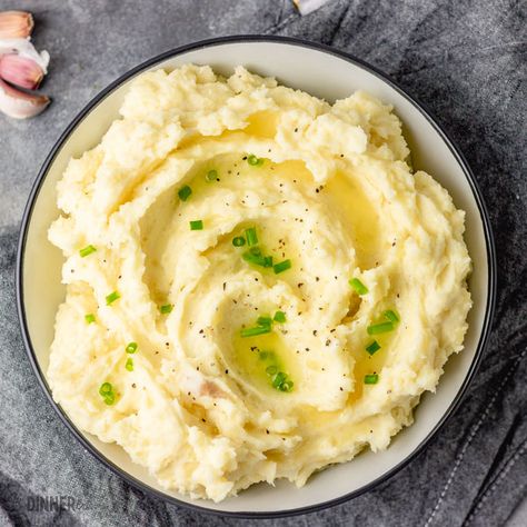 Best Garlic Mashed Potatoes, Garlic Mashed Potatoes Recipe, Creamy Garlic Mashed Potatoes, Perfect Mashed Potatoes, Vegan Mashed Potatoes, Homemade Mashed Potatoes, Best Mashed Potatoes, Mashed Potatoes Recipe, Making Mashed Potatoes