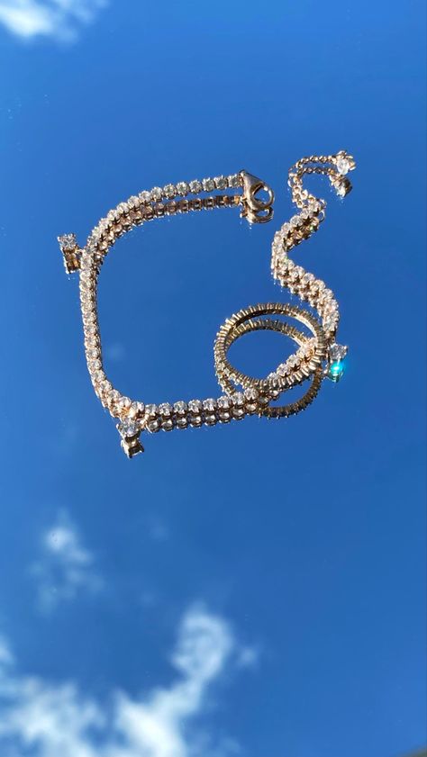 UGC example, content creator, jewelry, swarovski, blue sky, summer, sunny day, diamonds Ugc Content Examples Jewelry, Ugc Idea, Ugc Inspiration, Ugc Content, Sky Summer, Jewelry Swarovski, Waterproof Jewelry, Content Ideas, Sunny Day