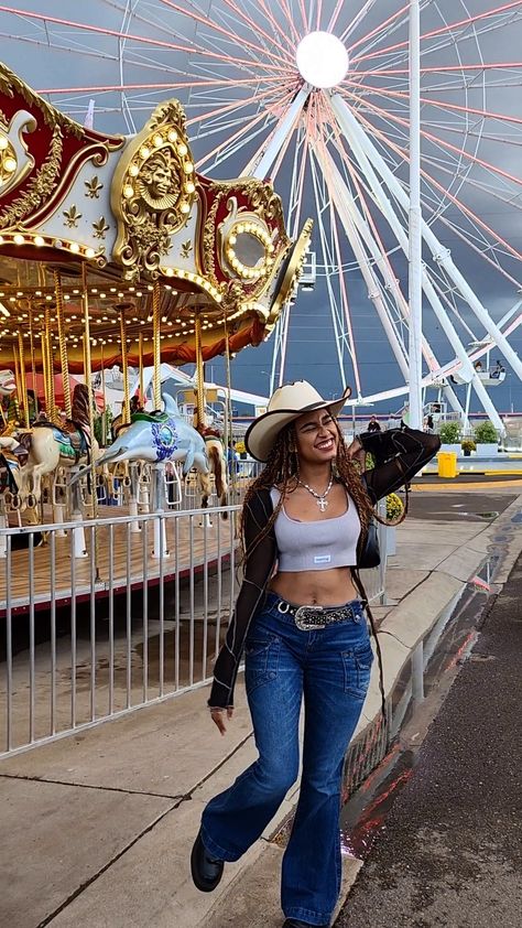 Rodeo Style Outfits, Rodeo Outfits For Black Women, Black Cowgirl Aesthetic, Cowgirl Outfits Black Women, Fair Outfit Ideas Carnival, County Fair Outfit, Black Cowgirl Outfit, Ranch Aesthetic, Beach Outfit Ideas Summer