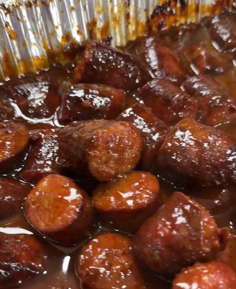 Bratwurst Burnt Ends Bratwurst Instant Pot, Hot Dog Burnt Ends In Oven, Bratwurst Bites, Oven Brisket Recipes, Oven Brisket, Mustard Based Bbq Sauce, Grilled Bratwurst, Bbq Smoker Recipes, Bratwurst Recipes